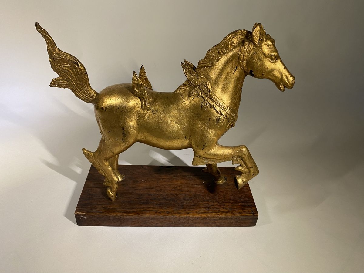 Sculture & Statue: Brass or bronze gilded horse statue – Usato da Genève venduto da arcadiancocteau