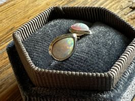 Opal Ohrstecker in Silber - Milchopal  Tränen Tropfen Form