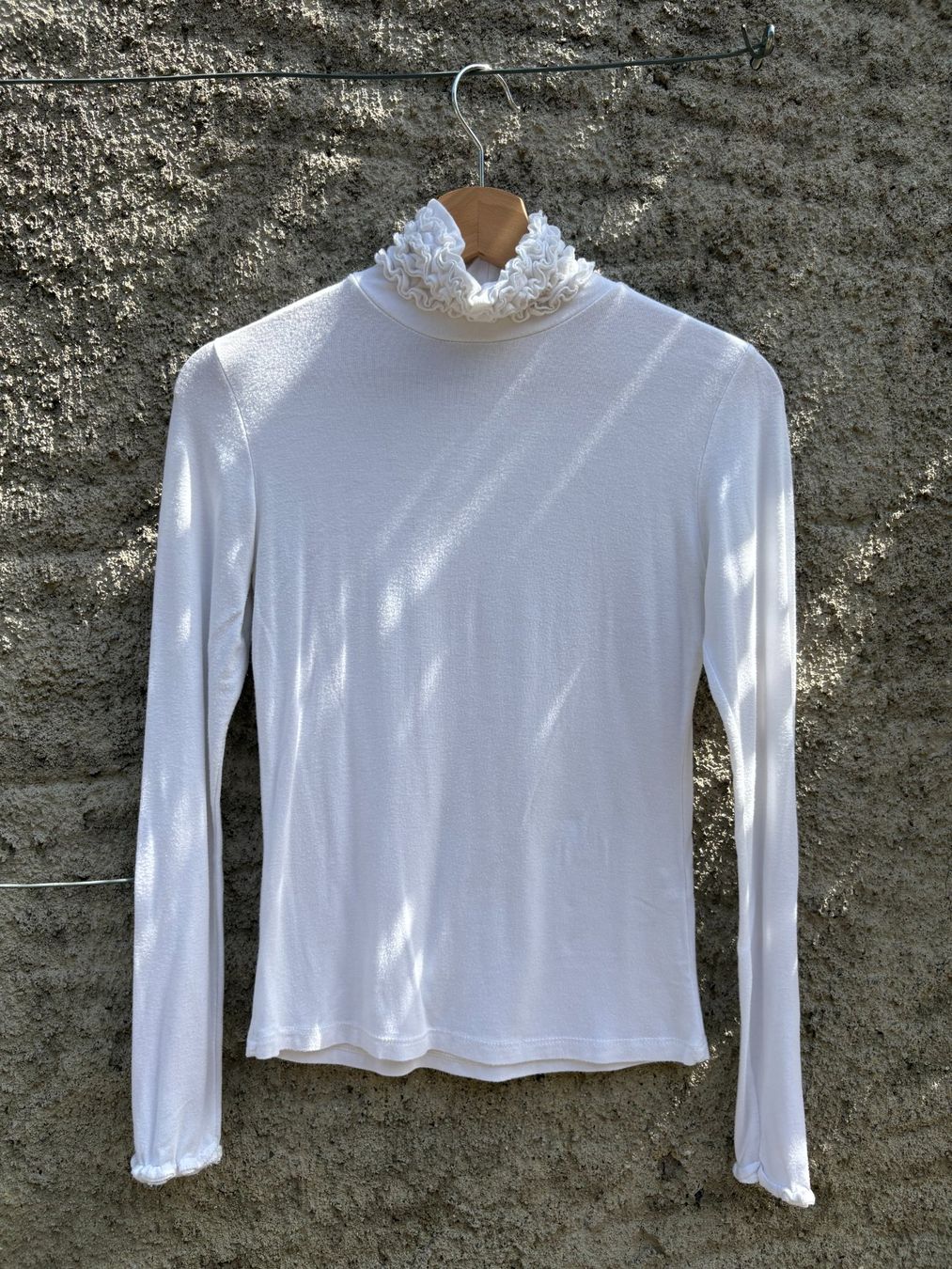 Maglioni & Felpe: Rüschen Rollkragen Langarm Pullover weiss // Cottagecore – Nuovo (secondo la descrizione) da Wittnau venduto da cel_j8w9