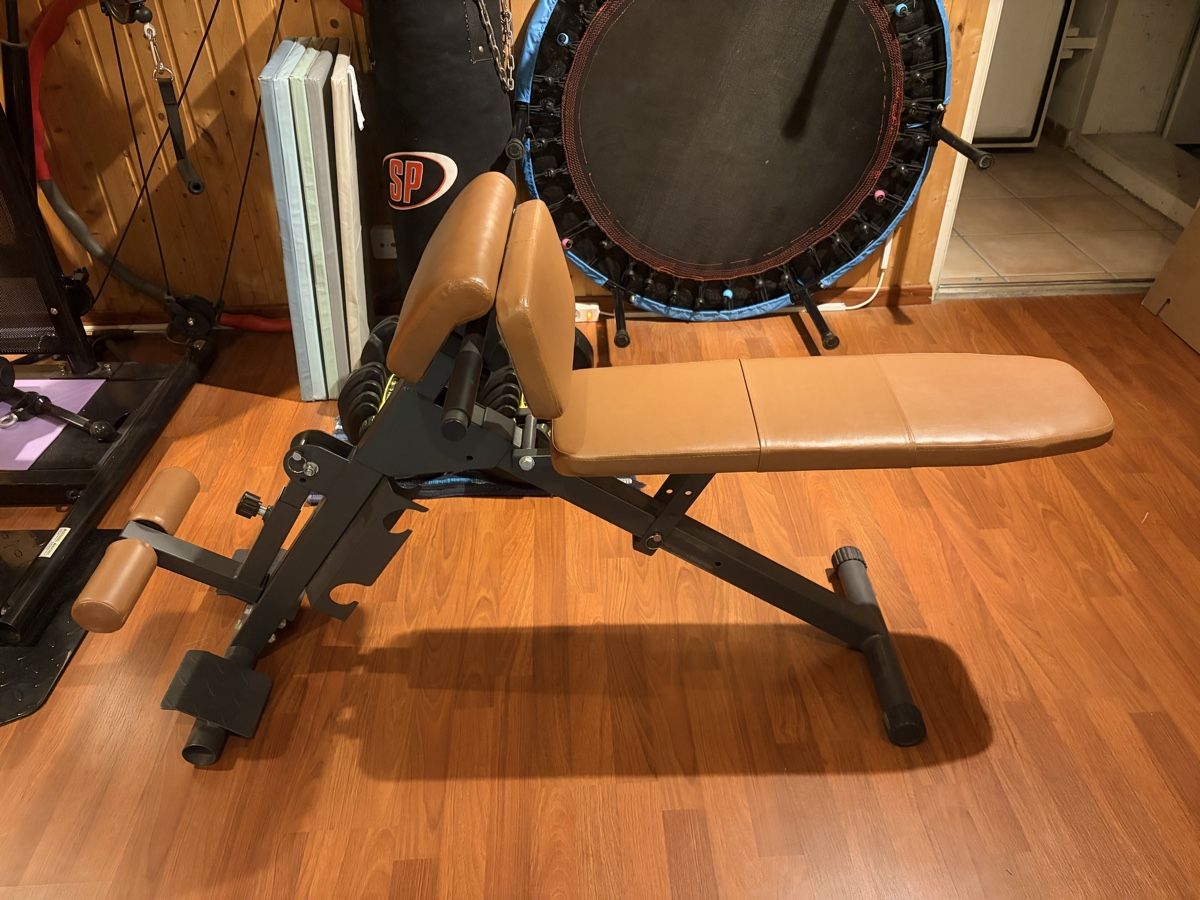 Finnlo Hometrainer: Finnlo Rücken Bauchtrainer – Gebraucht aus Uerikon von Dragan001