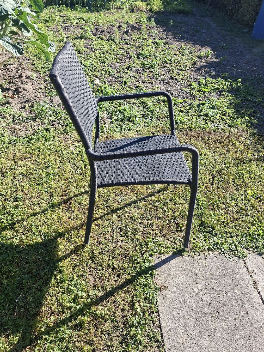 Set de table et chaises: Table de jardin avec 4 chaises – D'occasion à St-maurice par AHTP 6