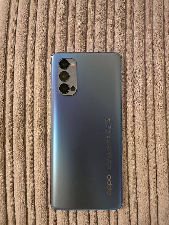 Telefoni cellulari / Smartphones: Oppo Reno 4 Pro 5 G 256GB – Usato da Wil SG venduto da Niike1