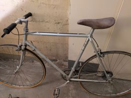 Vintage Rennvelo. Restaurationsbedürftig, toller Stahlrahmen