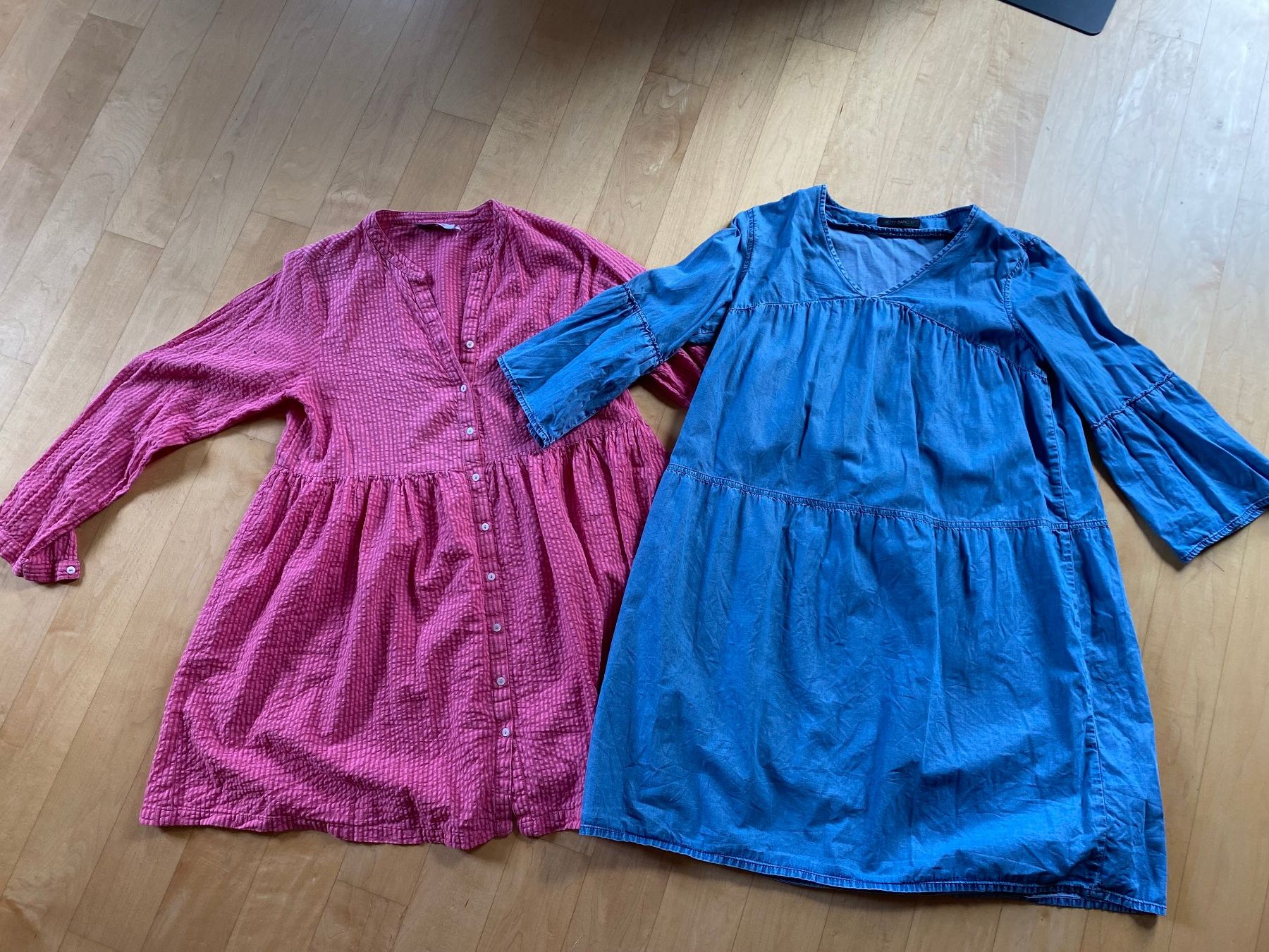 Lotti di vestiti: Wunderbare Damenkleider – Usato da Sent venduto da cleaningwoman