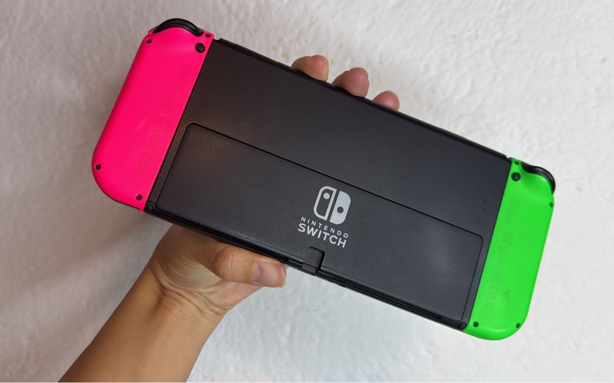 Nintendo Konsolen: Nintendo Switch OLED Console - Complete Set 🎮 – Gebraucht aus Ehrendingen von bubulence 5