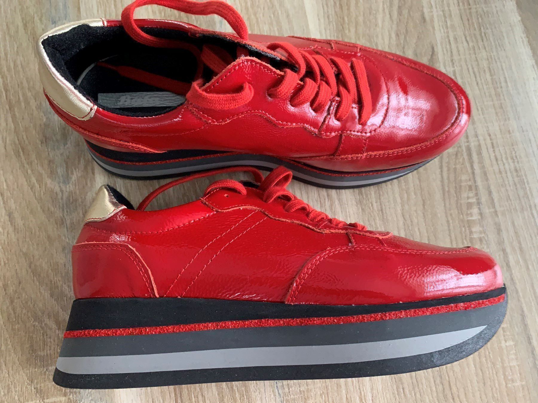 Next Scarpe da donna: NEU Damensneaker rot  Gr37 – Nuovo (secondo la descrizione) da Biel-Benken BL venduto da BelginE