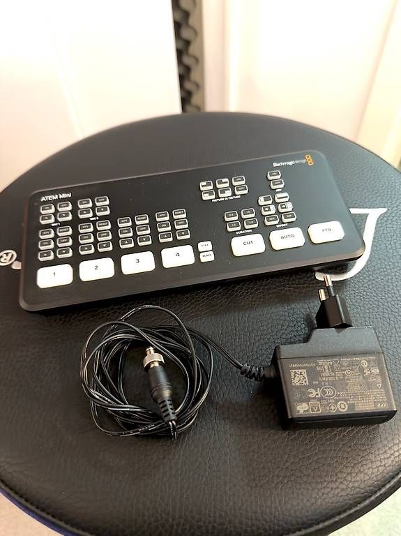 Console di mixaggio: Blackmagic Design Atem Mini PRO - Video Mixer – Usato da Zürich venduto da chefvondetjanze 2
