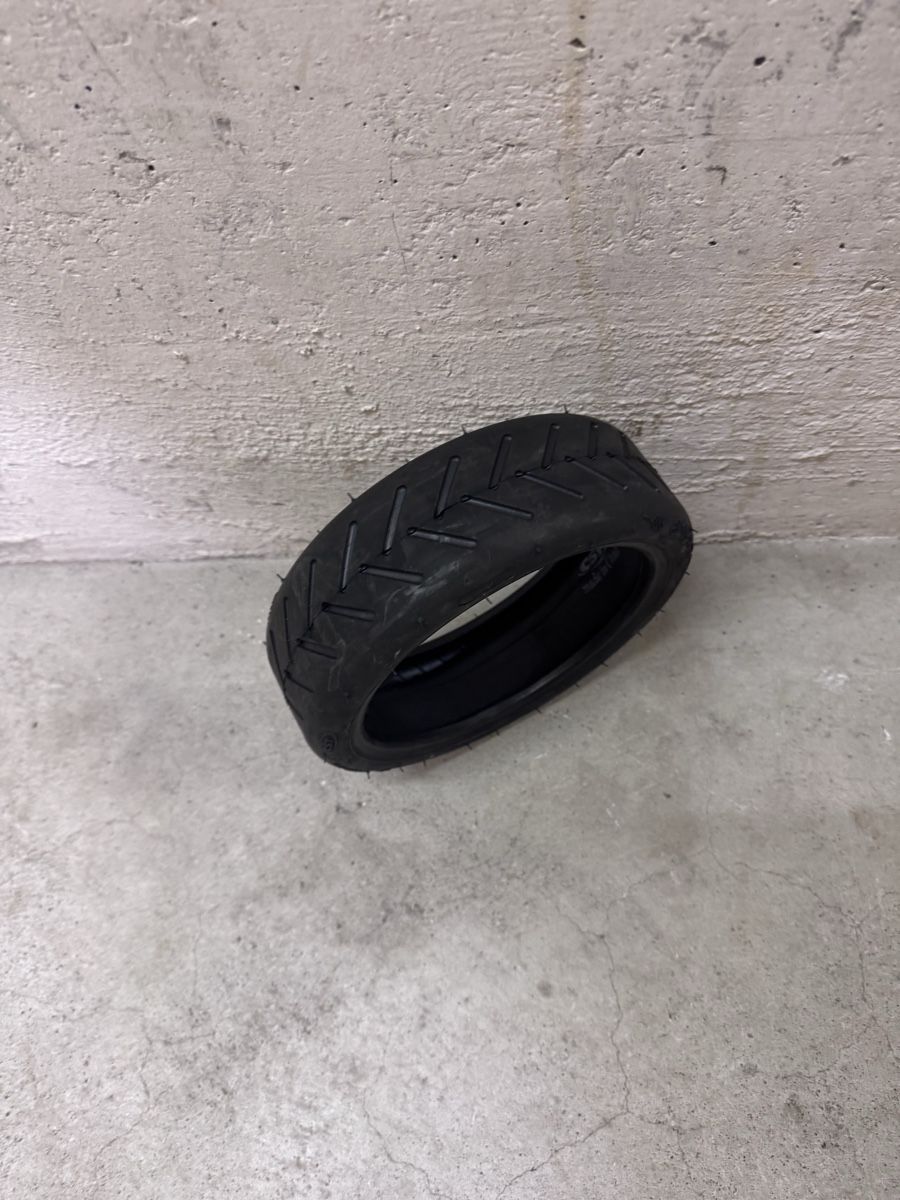 Scooters: Xiaomi Mi Elektroroller – D'occasion à Pfäffikon ZH par Lumika 5