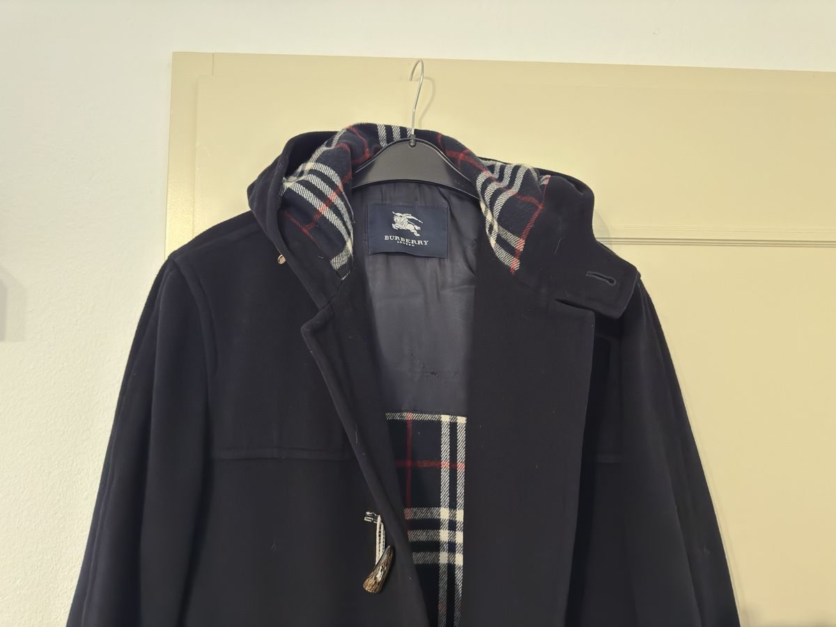 Burberry Cappotti: Dunkelblauer Burberry Dufflecoat – Usato da Zürich venduto da Claude_ 1