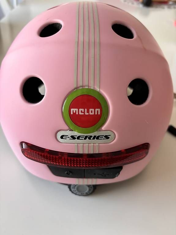 Caschi: Velohelm mit Beleuchtung – Usato da Zürich venduto da mel_qkk2