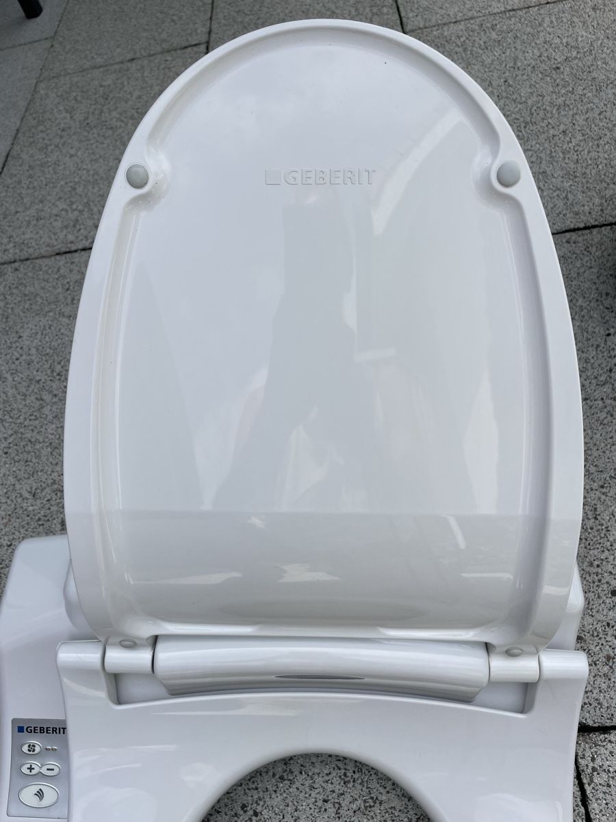 Geberit WC: Geberit Balena 6000 Dusch-WC Sitz weiss gebraucht – Usato da Auswil venduto da surica 2