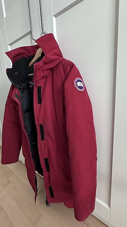 Canada Goose Cappotti: Canada Goose Damen-Winterparka - Größe M – Usato da Cham venduto da Alexa.Dia 1