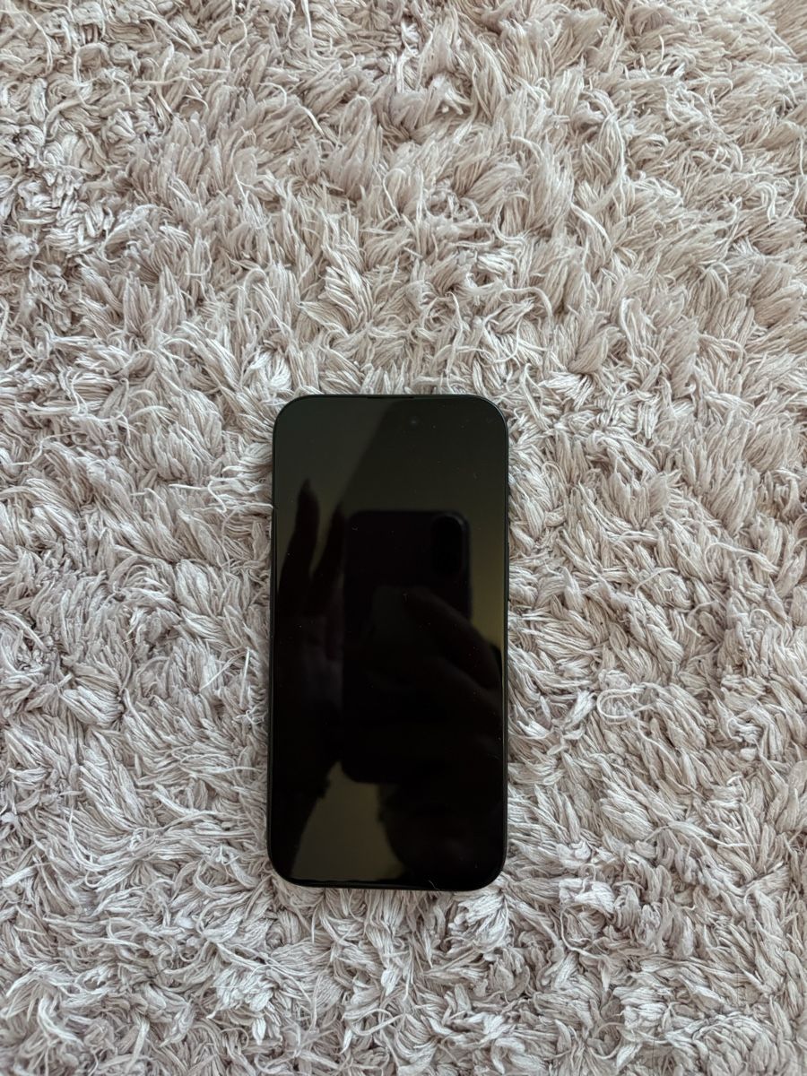 Apple Telefoni cellulari / Smartphones: I phone 15 – Usato da Basel venduto da gojo0209 2