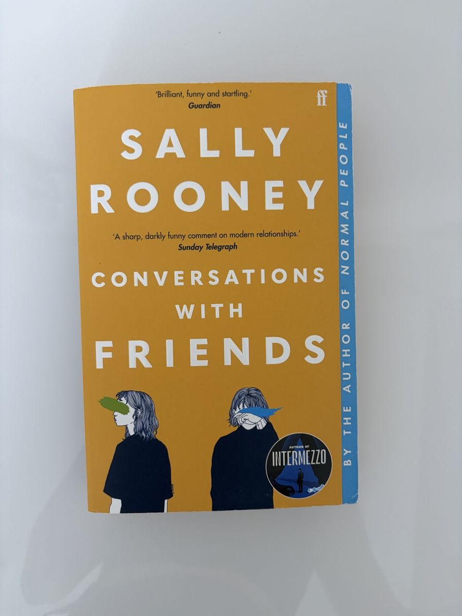 Libri: Conversations with Friends – Usato da Aesch venduto da fiona.sophie