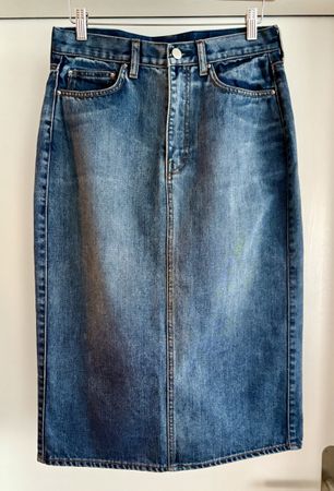 Denim skirt blue midi length like new condition