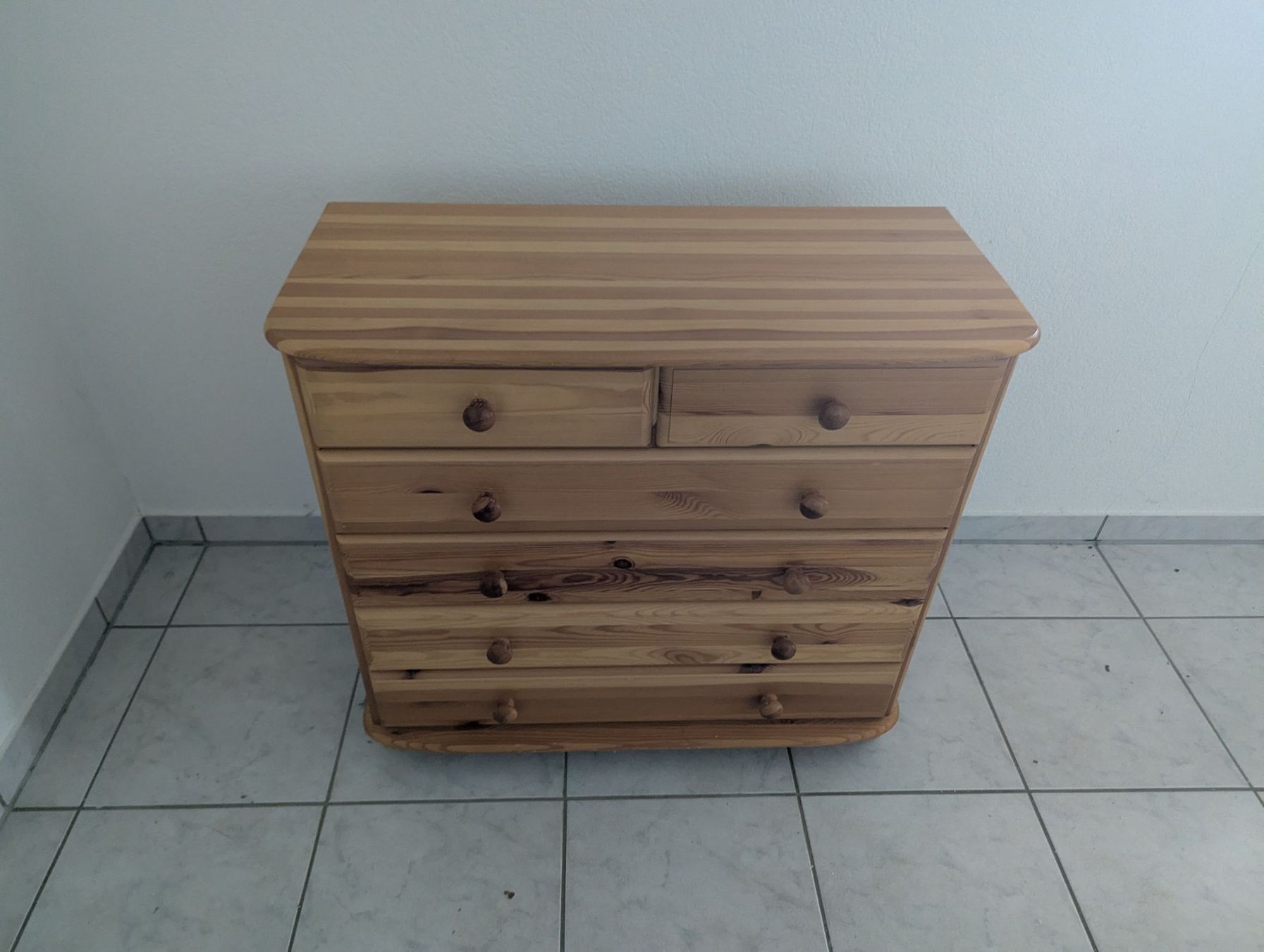 Cassettiere: Kommode Holz, BxHxT 83x75x39 cm – Usato da Neuenegg venduto da Bfankd