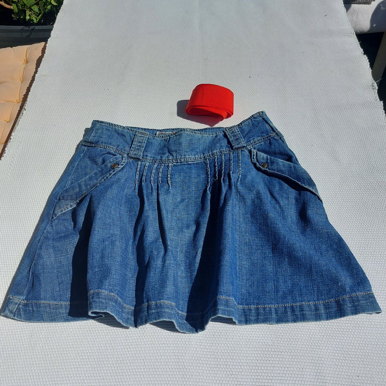 Zara Robes et jupes: Mädchen Jeans Rock Marke Zara – Neuf (Voir description) à Zürich par wilden 3