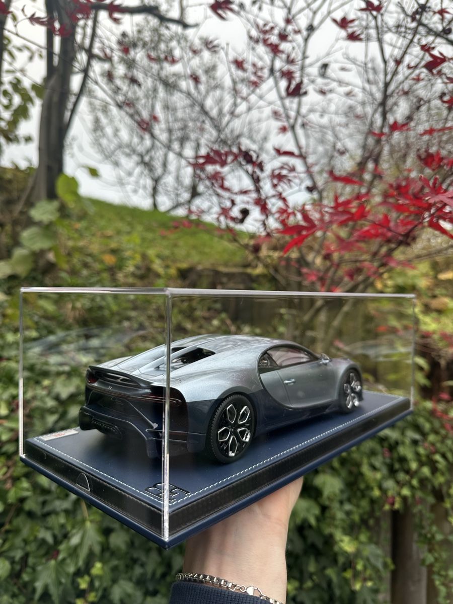 Bugatti Modellautos: 1:18 Bugatti Profilee MR – Neu und originalverpackt aus Samstagern von 118palla 1