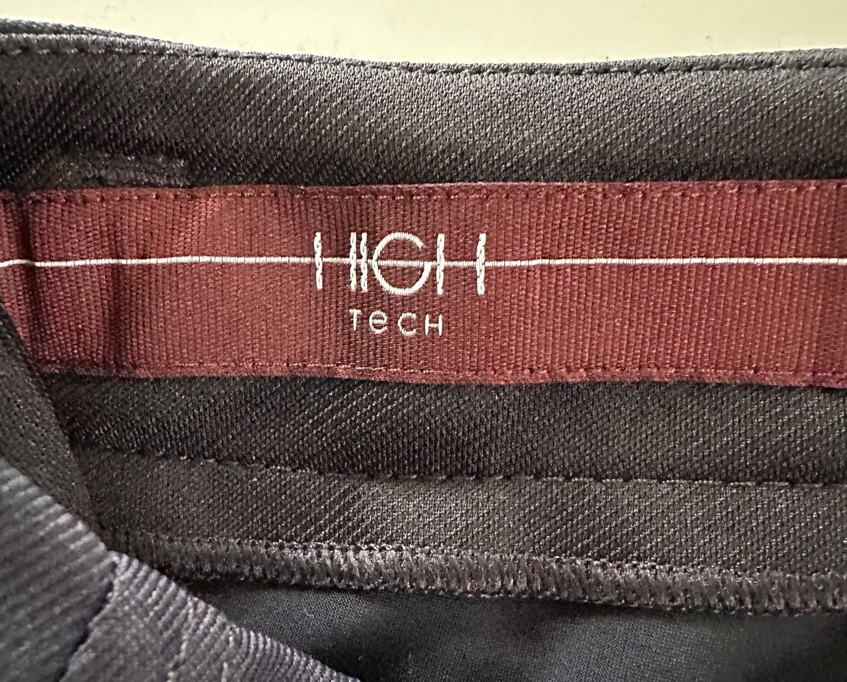High Hosen: Hose von High – Gebraucht aus Embrach von aha55 3