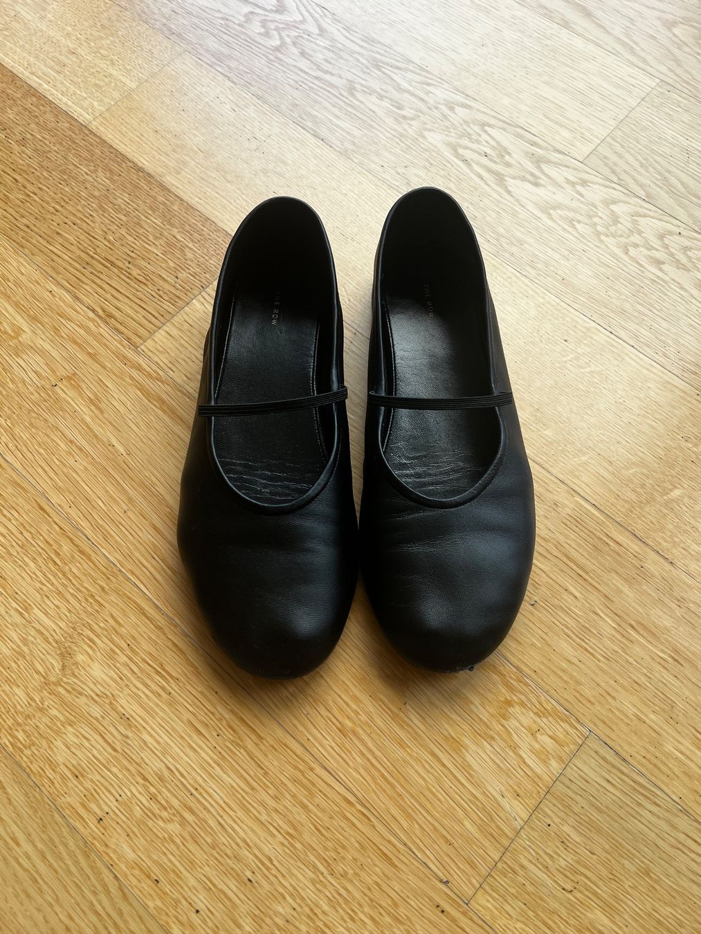 The Row Scarpe da donna: The Row Elastic Ballet Flats Black EU 38 – Usato da Zürich venduto da freedisco