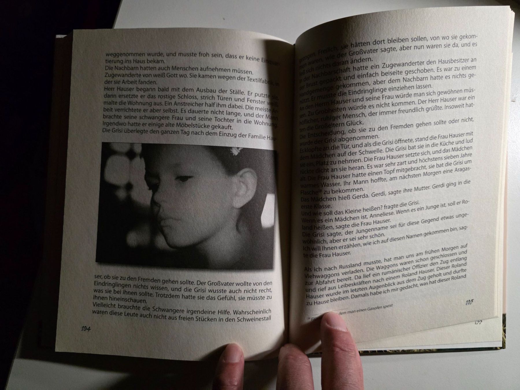 Bücher: Weit, Hinter den Wäldern - Karin Gündisch - 2010 – Gebraucht aus Walterswil BE von Lonitti 3