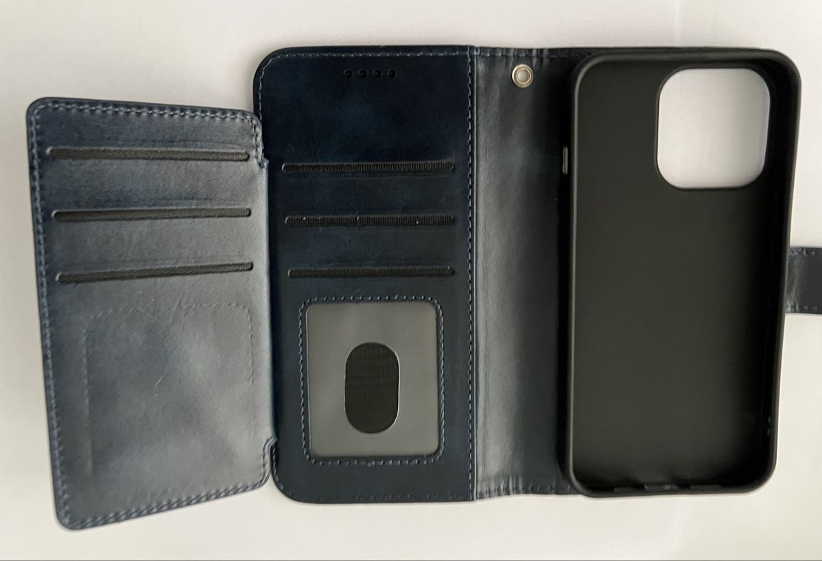 Apple Portables: Schutzhülle für iPhone 13 Pro. – Neuf avec emballage d'origine à Muotathal par Hypolit 2
