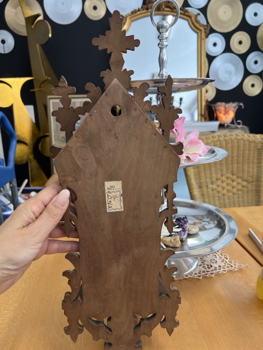 Tutte le decorazioni: Holz-Wandkonsole, geschnitzt, antik, religiös,  – Usato da Rorschach venduto da TrendyDeals 4
