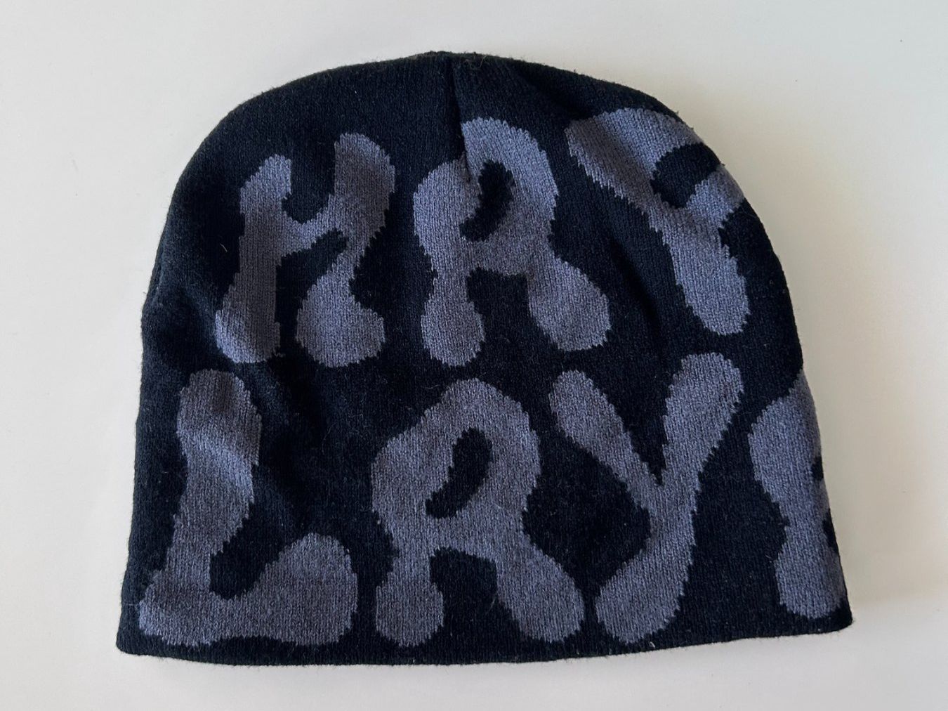 Obey Chapeaux, bonnets & casquettes: Skull Head Beanie – D'occasion à St. Gallen par look-twice