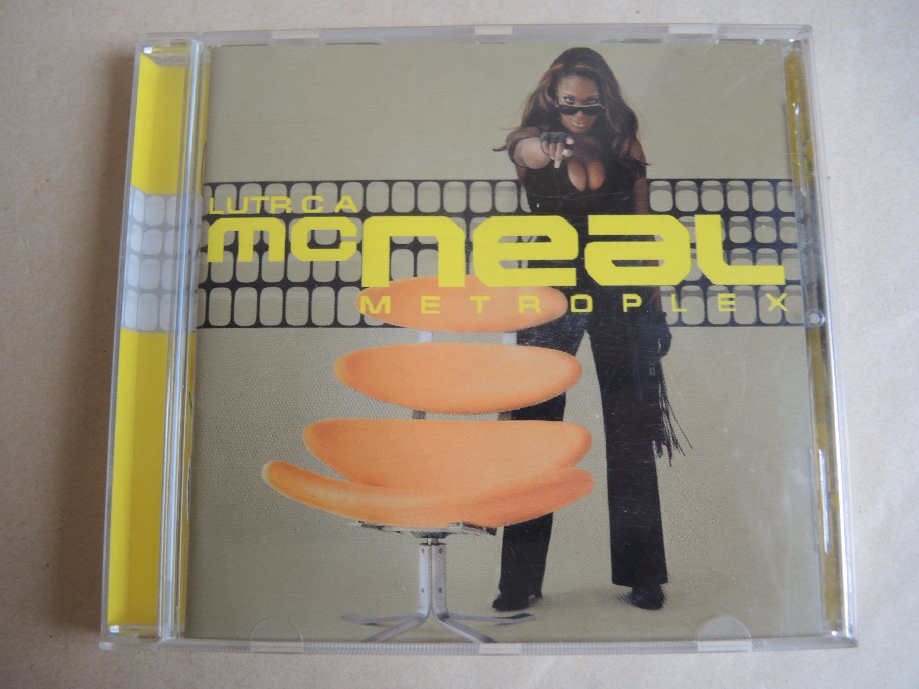 CD: Lutricia McNeal - Metroplex CD Album – Usato da Rorschach venduto da Pop-upBrocki