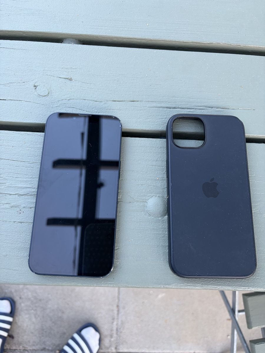 Apple Telefoni cellulari / Smartphones: I Phone 13  – Usato da Tagelswangen venduto da Gizzmo..77 6