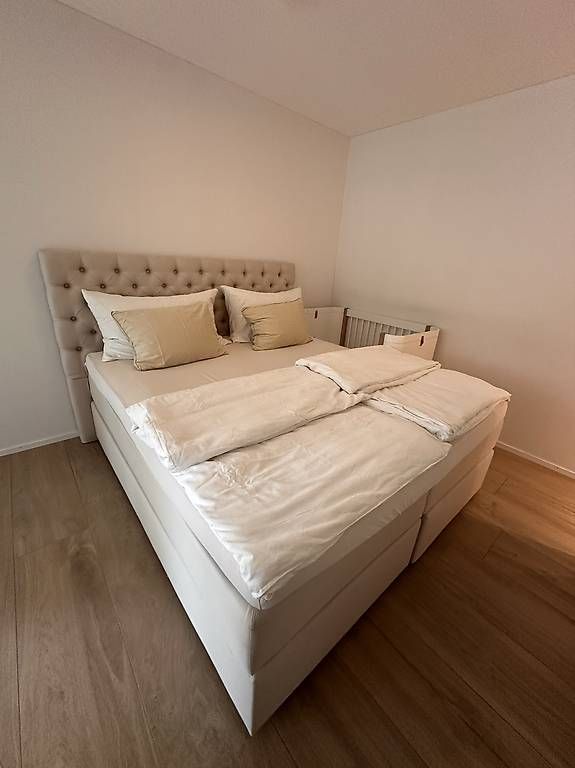 Betten: Swiss Sense Boxspringbett  – Gebraucht aus Bottighofen von m4x1989