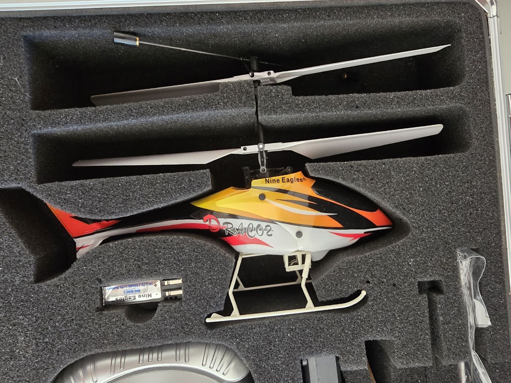 Modellismo RC: Nine Eagles Draco 2 micro RC helicopter, 4-channel, 2.4GHz – Usato da Vevey venduto da Jys 1