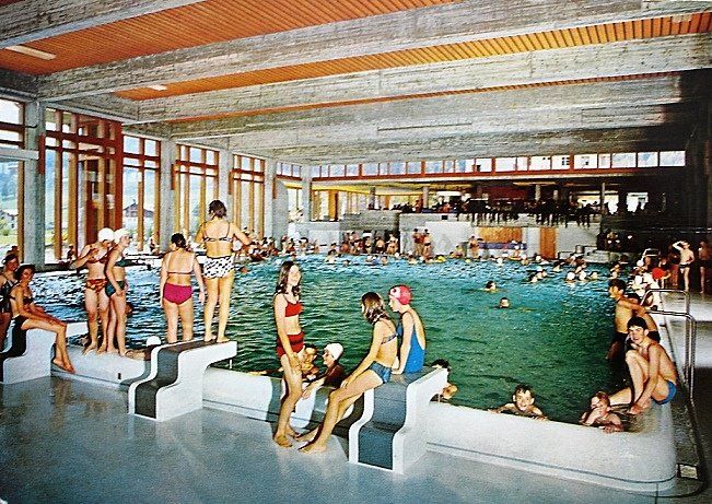 Cartes postales: ST. MORITZ Hallen-Schwimmbad – D'occasion à Jona par philajona
