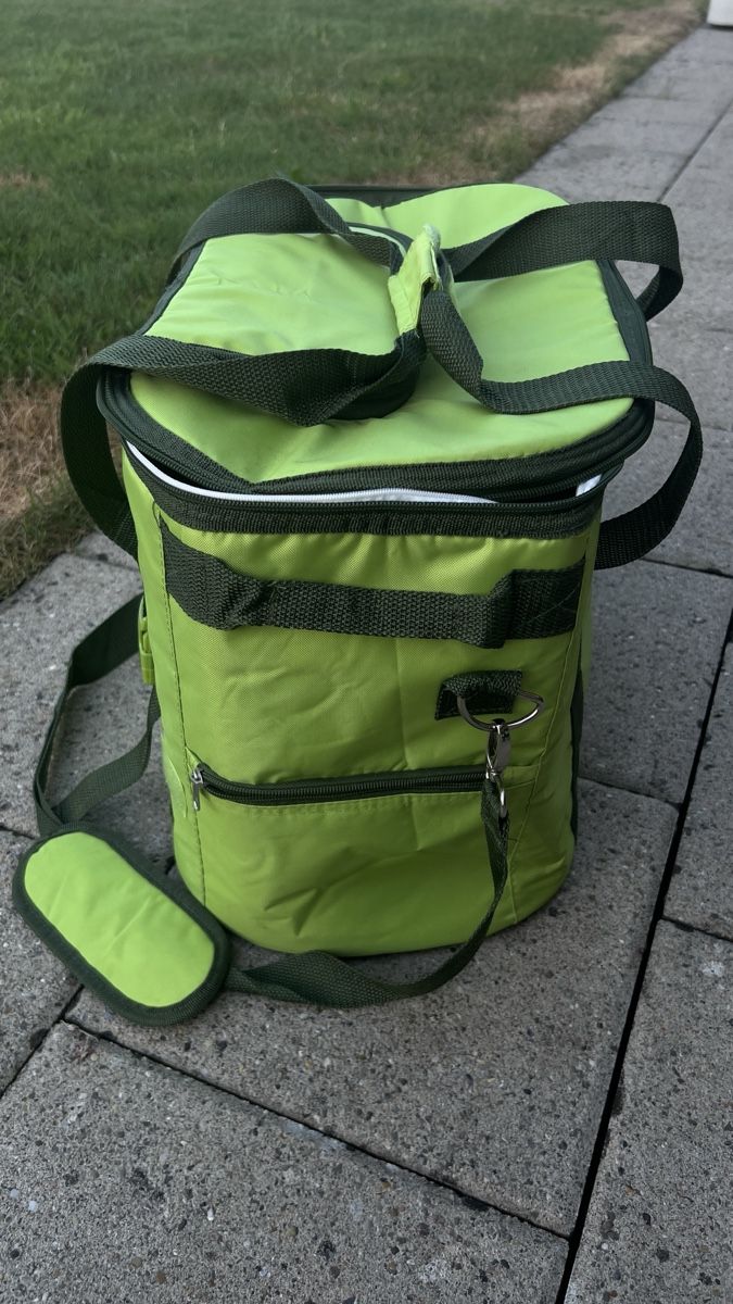 Frigoriferi & Refrigeratori: Kühltasche inkl. Picknickdecke – Usato da Aesch LU venduto da HSchnitzler 1
