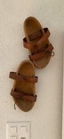 Antike Holzschuhe 