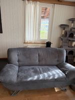 Graues Sofa