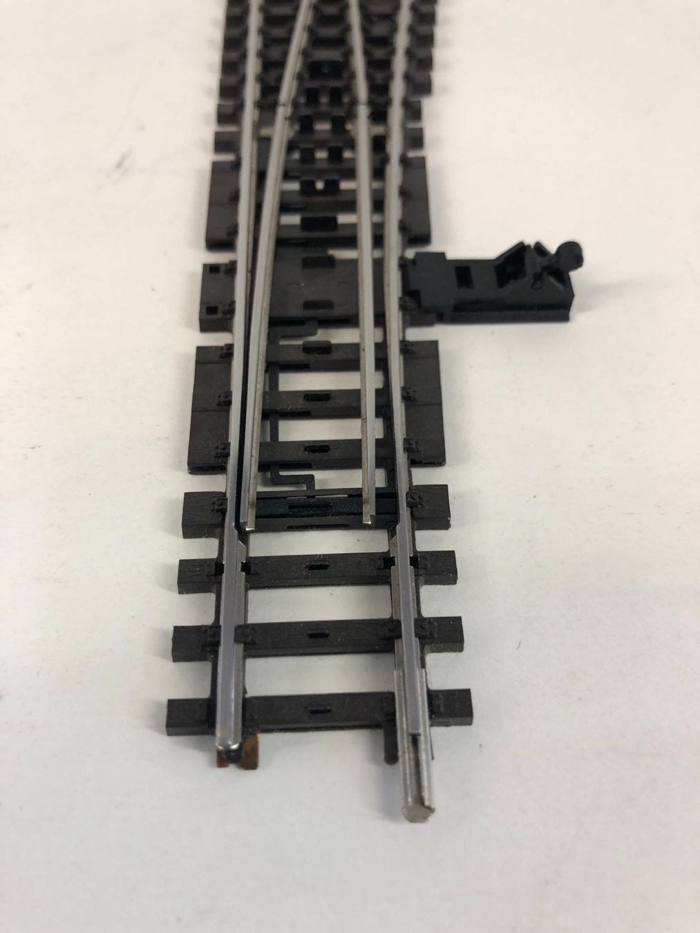 Märklin Modelleisenbahnen: Märklin H0 K-Gleis 2273 Weiche – Gebraucht aus Rodersdorf von Joerg11 2