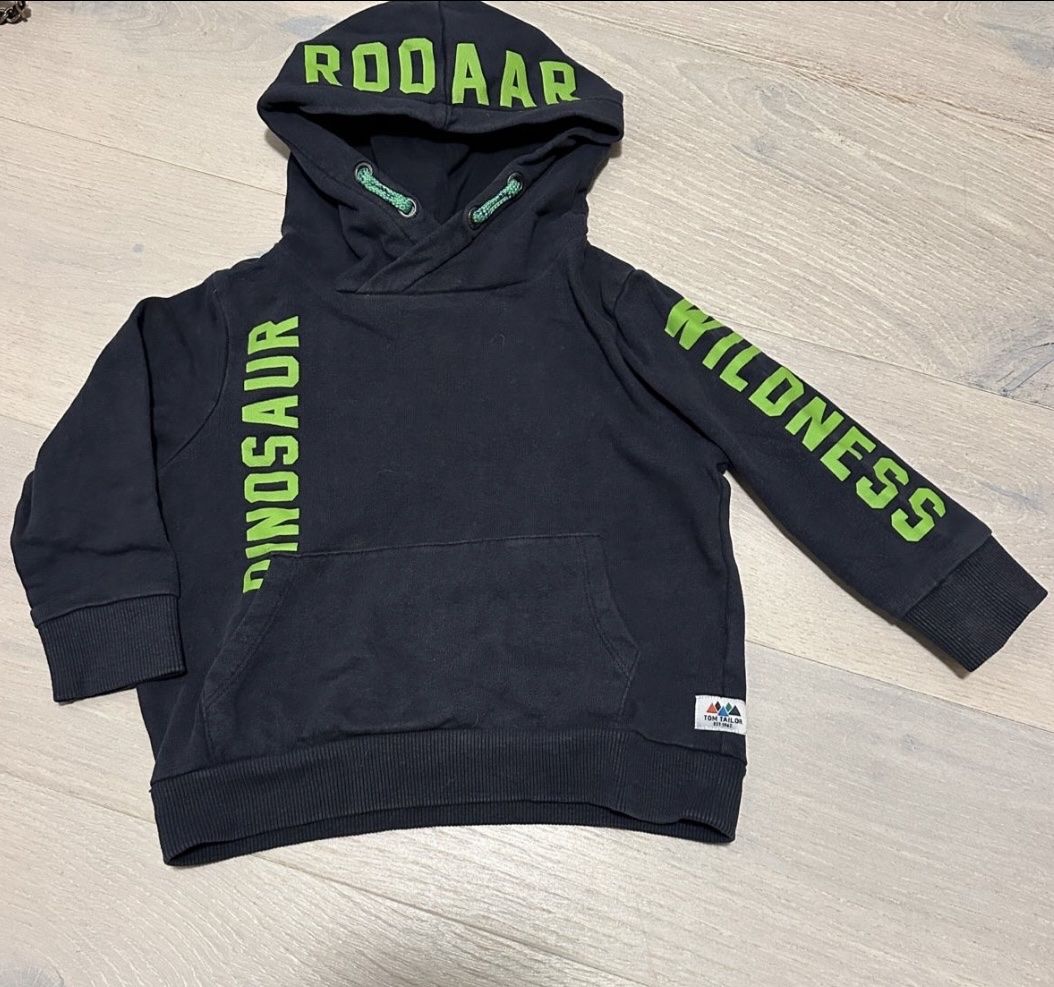 Lotti & Set di vestiti: 4 Langarm Pullis, Hoodies, Grösse 86/92 – Usato da Hindelbank venduto da Kaktus130 1
