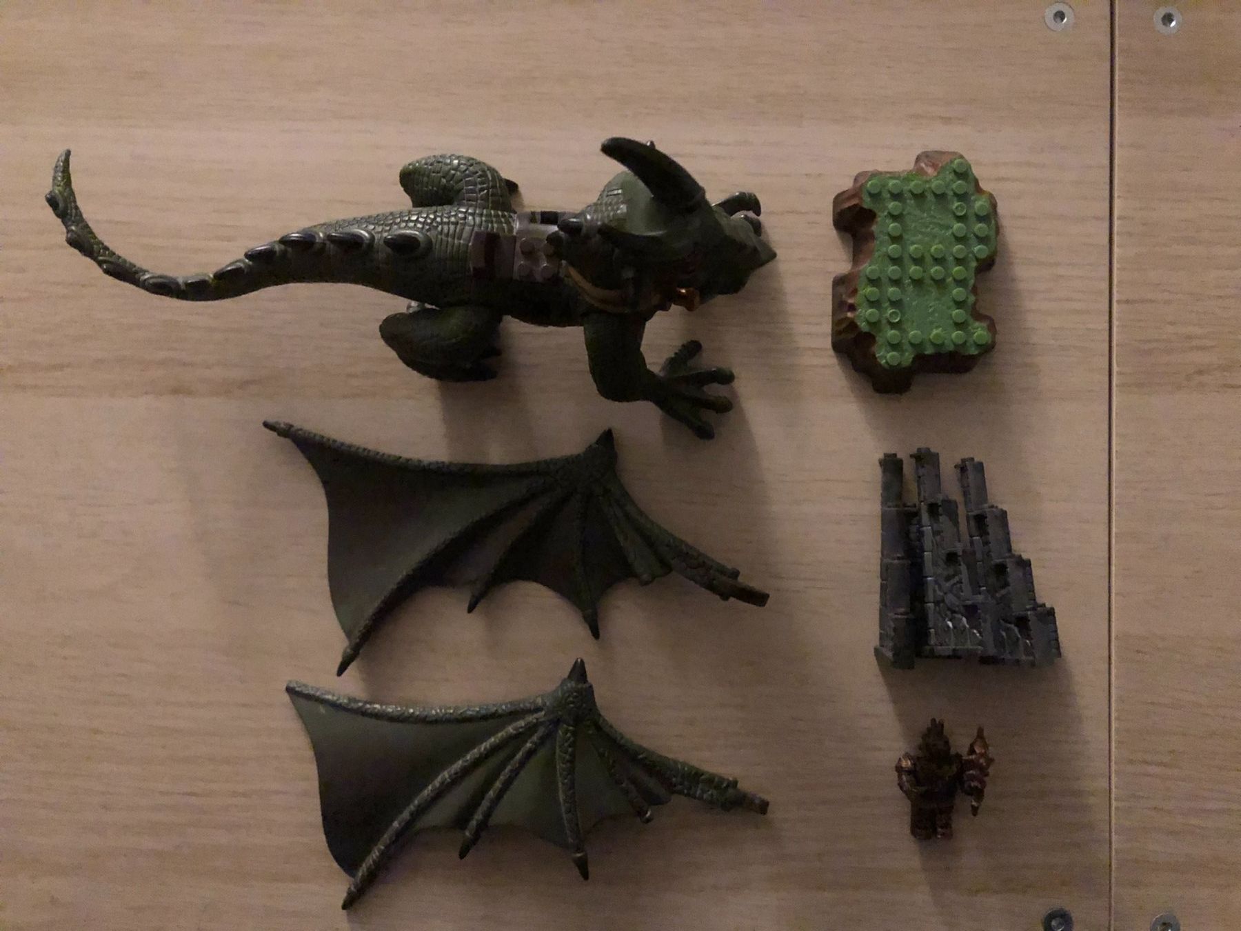 Mega Baukästen: Mega Bloks dragons 9871 dragons slayers – Gebraucht aus Olten von Lag_G