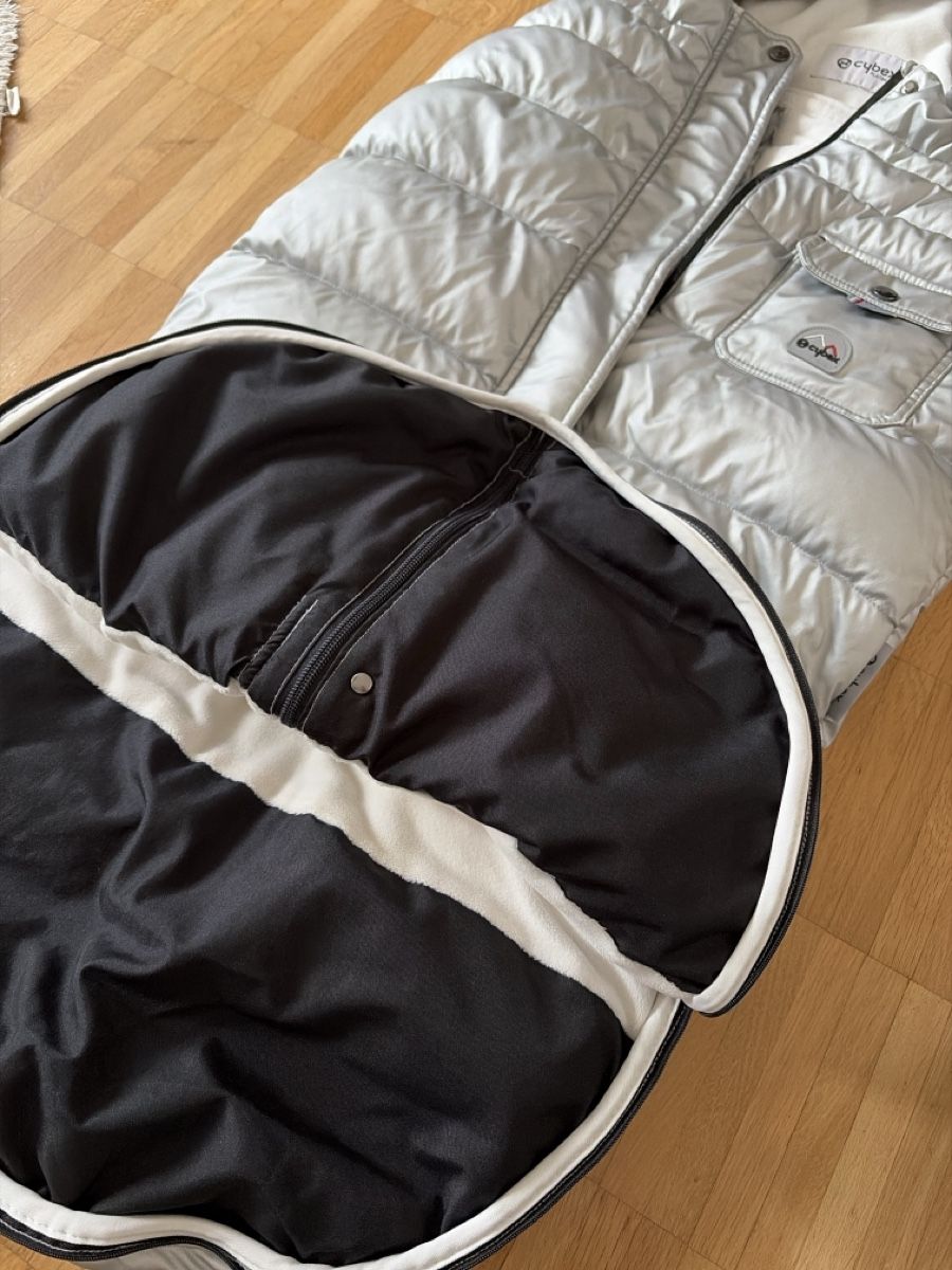 Cybex Sacchi a pelo: Cybex Platinum Fusssack arctic silver – Nuovo (secondo la descrizione) da Lachen SZ venduto da shi_22v2 4