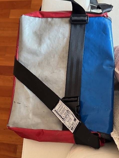 Borse: Freitag-Messengertasche – Usato da Ennetbaden venduto da bellini01 3
