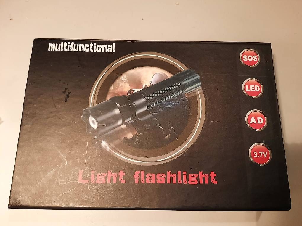 Lampade: Taschelampe Flashlight LED – Usato da Winterthur venduto da Activ-since-2006 1