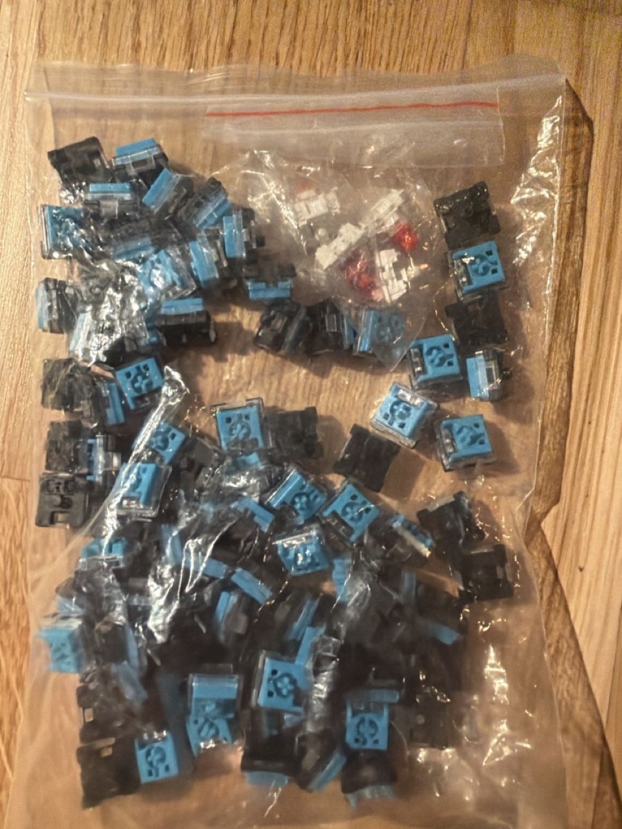 Claviers: Optische blue Switches – Neuf (Voir description) à St. Gallen par johnson62
