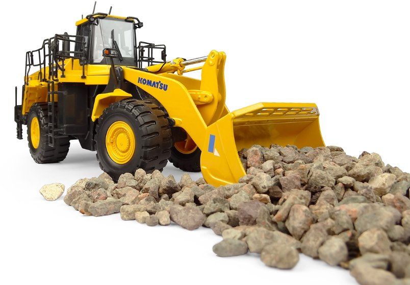 Komatsu Modellbausätze & Standmodelle: 1:50 Komatsu WA600-8 - Version porte-blocs – Neu und originalverpackt aus Affoltern am Albis von Modellshop-8910