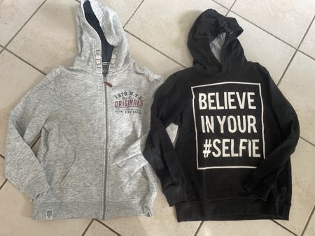 2 Coole C&A Hoodie/Jacke für Jungs, Gr. 158/164, Top Zusta