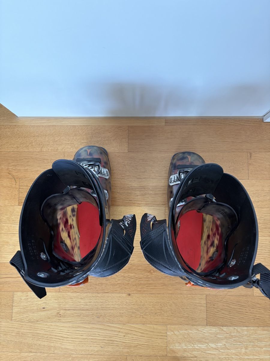 Atomic Scarpe da uomo: Bottes de ski Atomic pour homme taille 42 – Usato da Thalwil venduto da mjgarnier 2