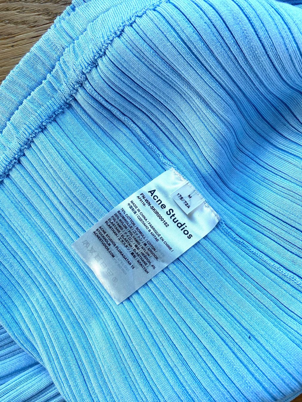 Röcke: ACNE STUDIOS Rippstrick-Midirock Skirt neu mit Etikette – Neu und originalverpackt aus Kriens von hannaandkiko 8