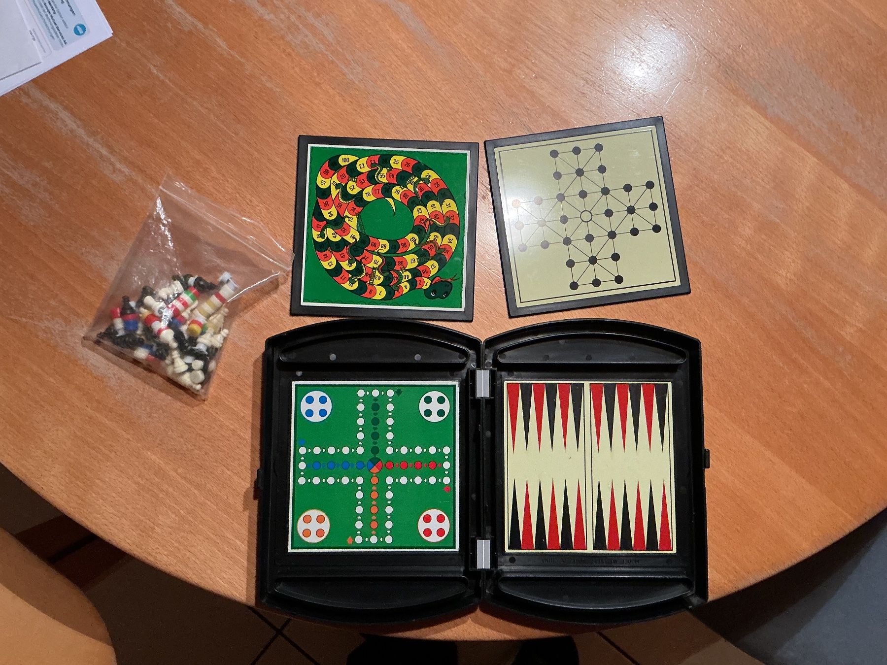Giochi: Multifunktions-Spielkoffer, 5 Spiele, Reiseformat – Usato da Reichenbach im Kandertal venduto da frifrafroh 1