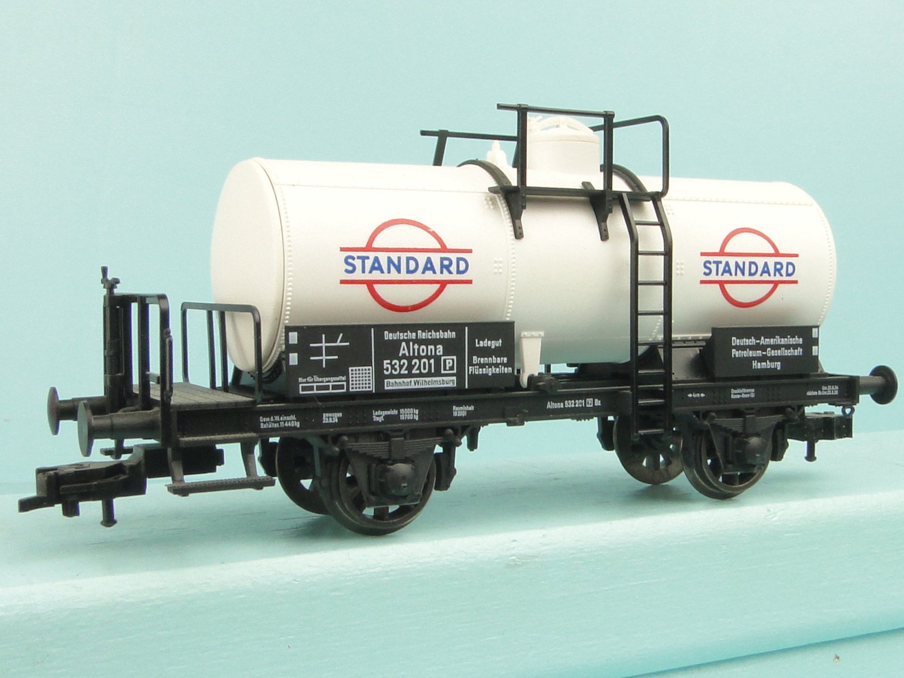 Modelleisenbahnen: Fleischmann H0 DR Tankwagen Standard – Gebraucht aus Bülach von cann11 2