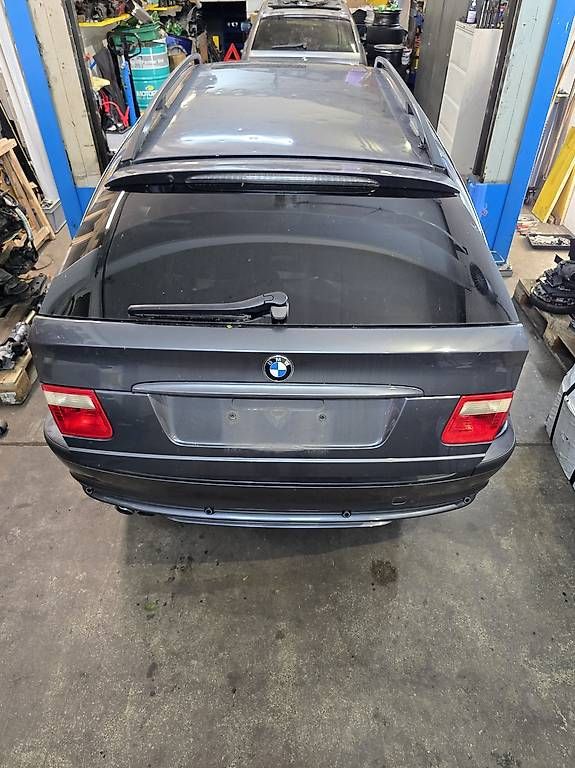 Toutes les pièces auto: Bmw e46 Kombi Heckklape  – D'occasion à Niedergösgen par Zecinha